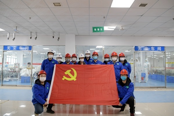 Chiến đấu mạnh mẽ chống dịch! Dự án cải tạo nhà máy sản xuất đồ bảo hộ y tế và khẩu trang hoàn thành trong thời gian kỷ lục